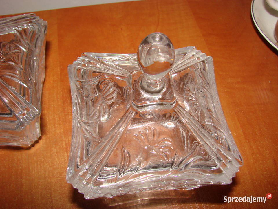 mała szklana cukiernica 2