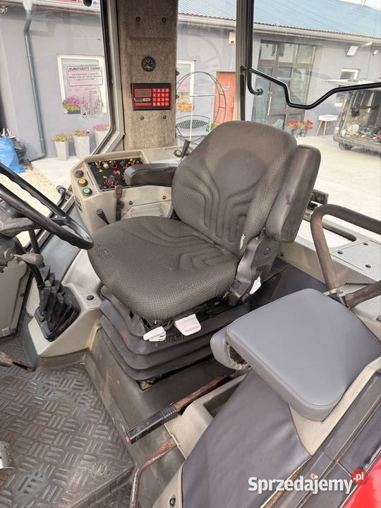 Ciągnik rolniczy Massey Ferguson 3085 dynashift Łowicz