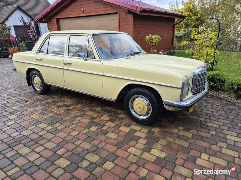 Mercedes w115 220 benzyna Automat 1973r 2200cm3 Kartuzy