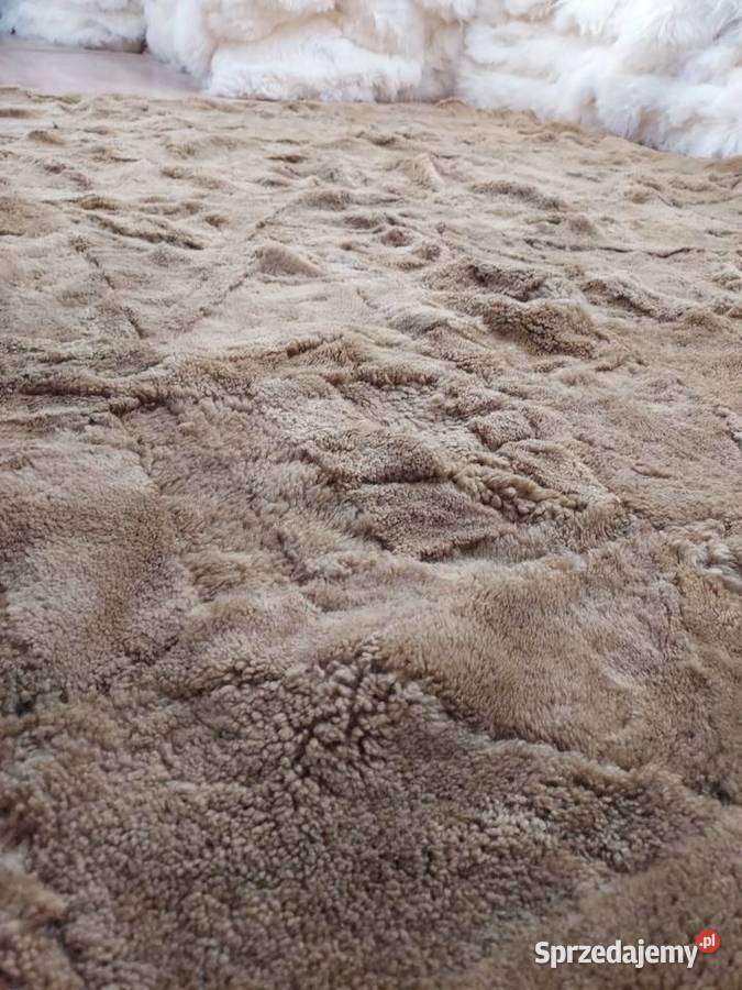 Dywan z Prawdziwych Skór Owczych Naturalnych Szaflary sprzedam