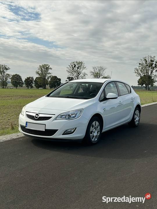 OPEL Astra IV J Oława