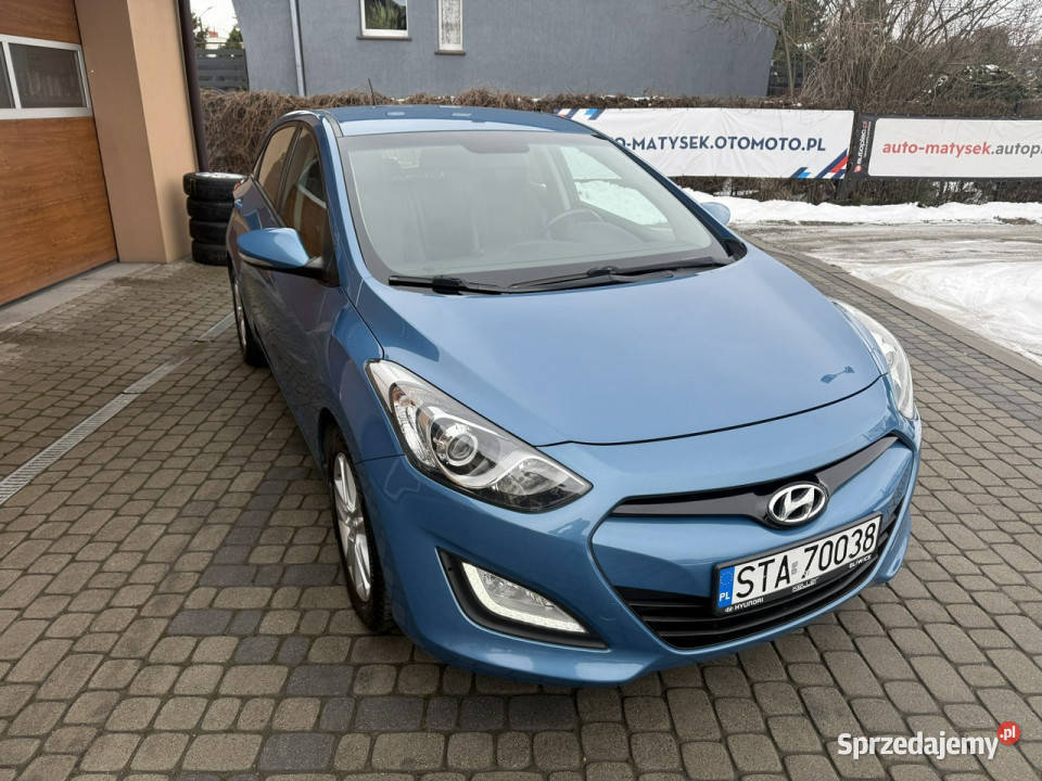 Hyundai i30 14 99 LPG Klimatronik Serwis Koła czujnik zmierzchu Orzech sprzedam