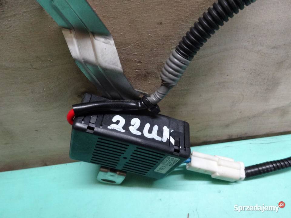 LEXUS IS II 22 D 06r moduł przekaźnik Komputery