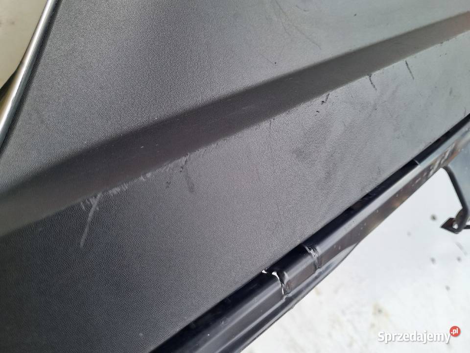 Renault Captur II TYLNY TYLNI ZDERZAK tył