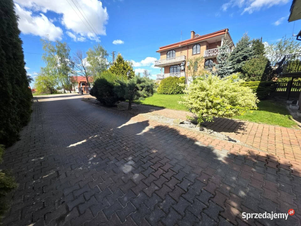 Dom wolnostojący Kowale 290m2