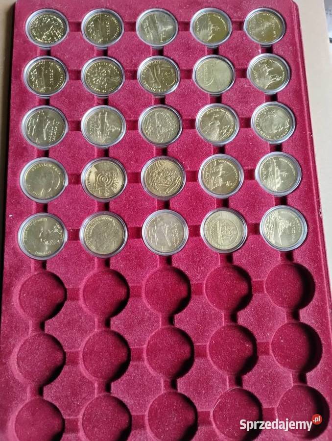 25 monet 2 złotowych z różnych lat