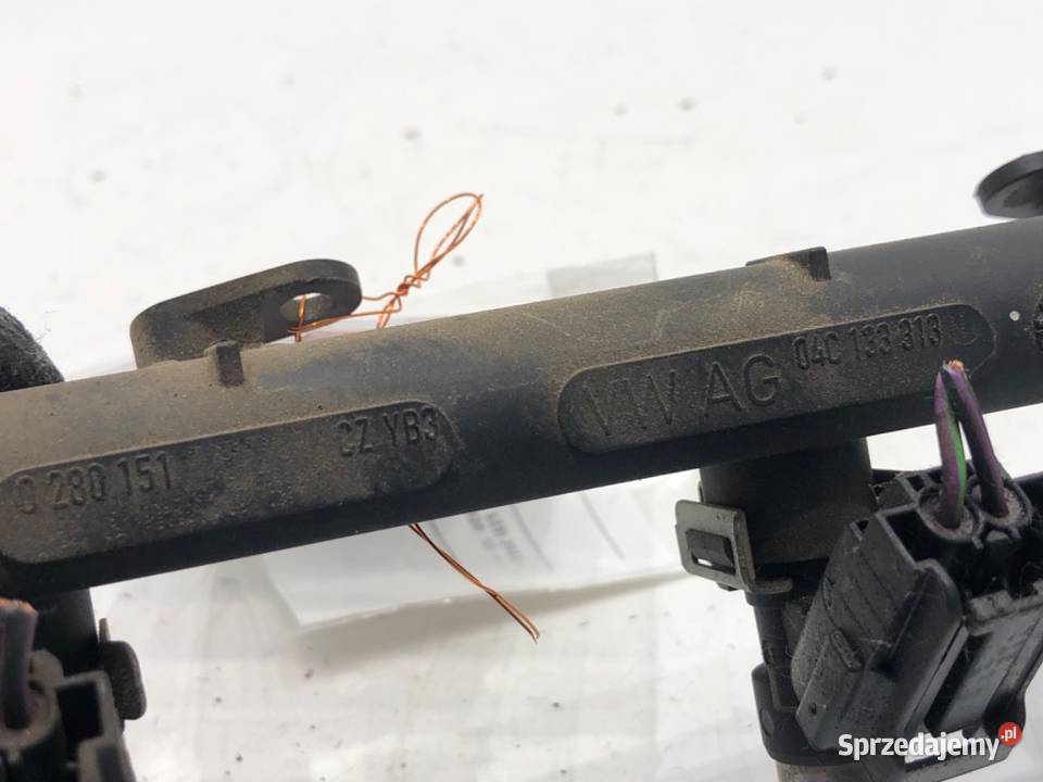 LISTWA WTRYSKOWA VW UP 04C906031D 10 60