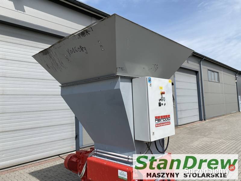 Rębak zasypowy REINBOLD RMZ 700S 2x 185kW Mojusz
