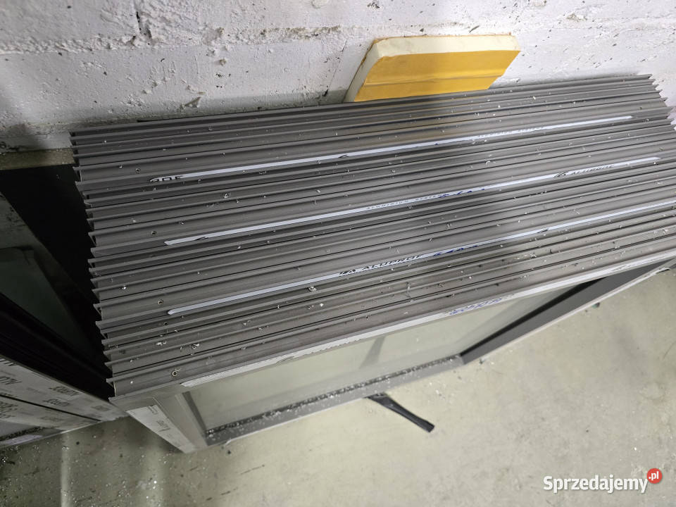 OKNO okna do obory hali warsztatu FIX 850x850 2 Pozostałe