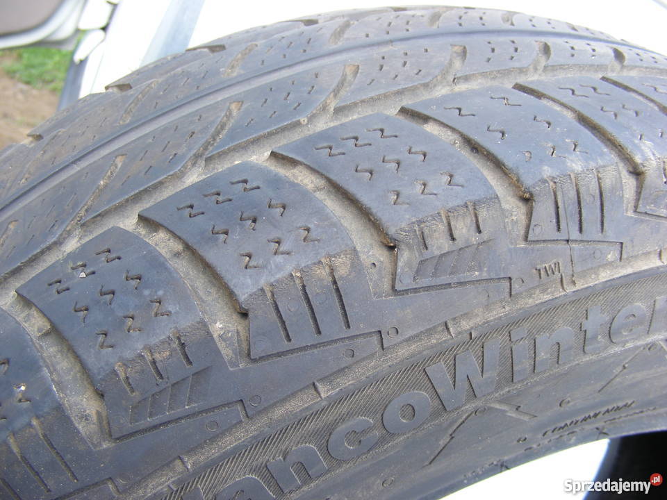 Para opon zimowych CONTINENTAL 20565r 16C DOT zima