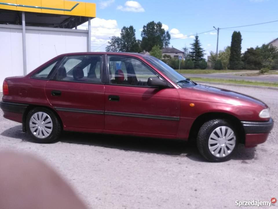 Opel astra f 16 8v bg bordowy Astra sprzedam