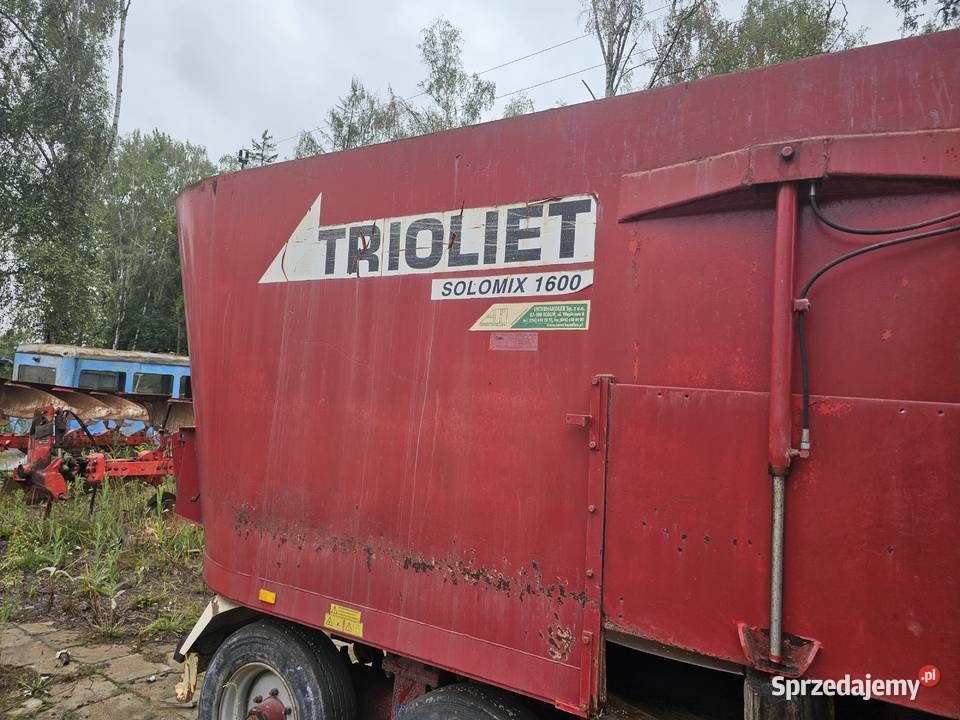 Wóz paszowy Triolet Solomix SM1600 TD Wygoda