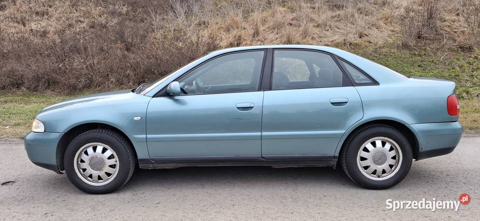 Audi A4 1999r 16 benzyna GAZ Długie opłaty Tanio 1600cm3 Rzeszów