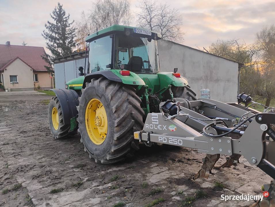 John Deere 8100