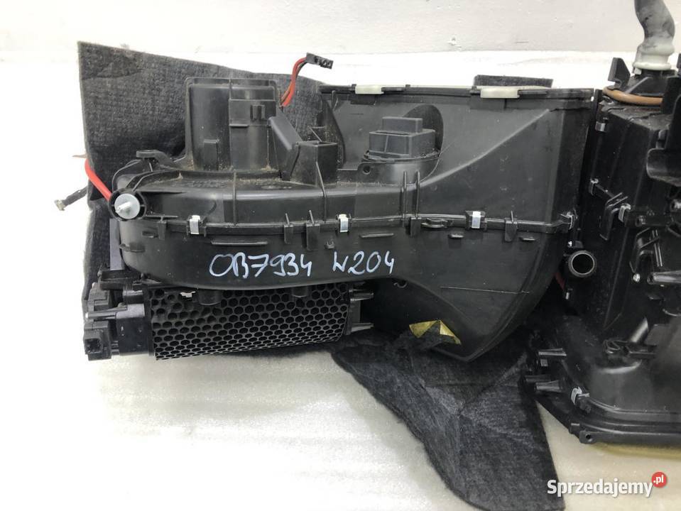 NAGRZEWNICA MERCEDES CKLASA W204 A2048300962 wielkopolskie
