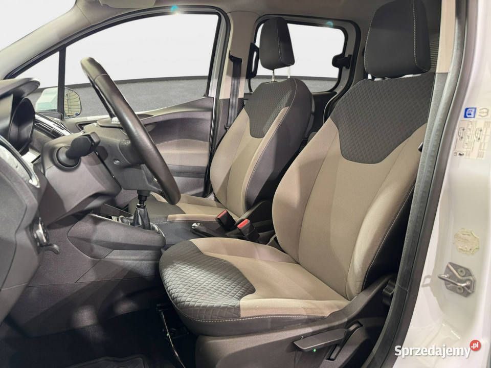 Ford Tourneo Courier 15d 90 M6 2021r Salon VAT immobilizer Myślenice