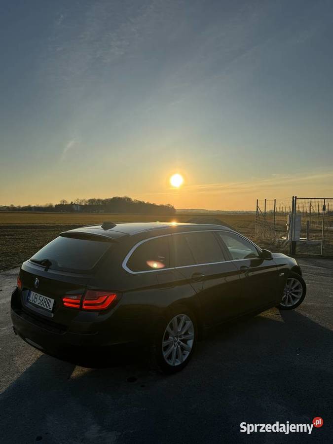 BMW F11 520D salon Niedrzwica Duża
