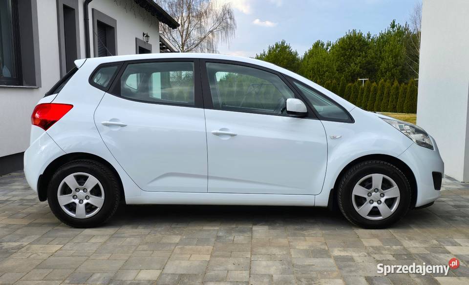 Kia Venga 14 CRDi90 gniazdo USB Barkowo