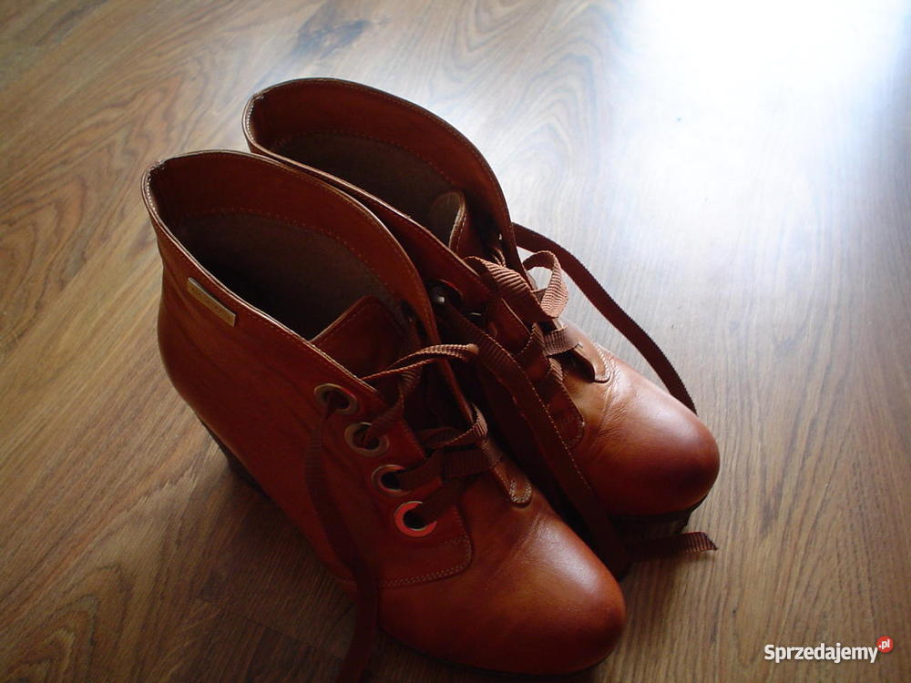 Botki skórzane na koturnie Błażej skóra Czarne sprzedam