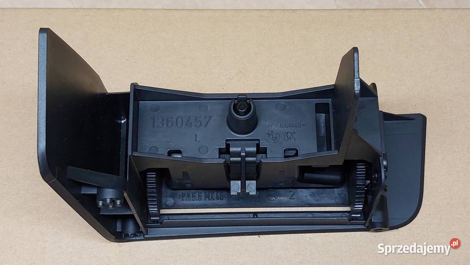 POPIELNICZKA DRZWI LEWY TYŁ CZARNA BMW E60 E61 Mielęcin