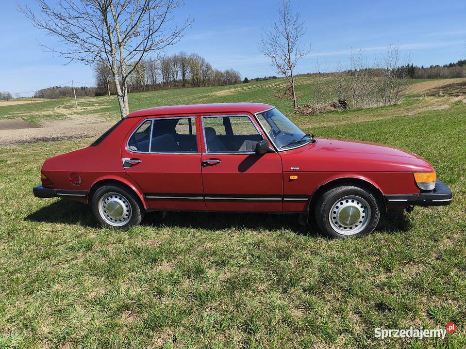 Saab 900 sedan benzyna Morąg