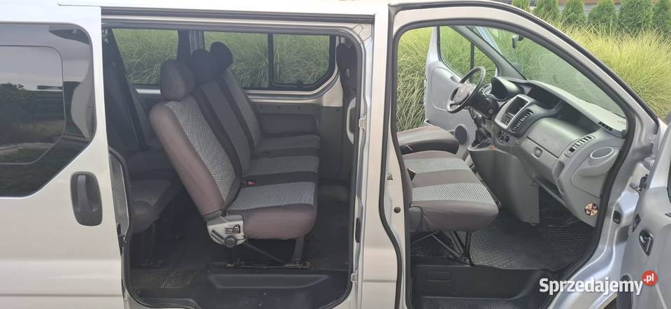 Renault trafic Napęd przednia oś Niegowonice