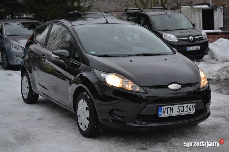Ford Fiesta Mk7 12 Samochód w 100 Bezwypadkowy Kielce