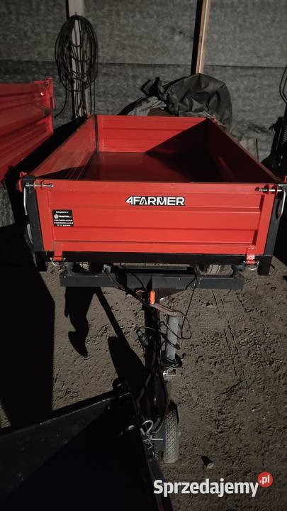 Sprzedam przyczepkę dwuosiową wywrotka 2t nieuszkodzony