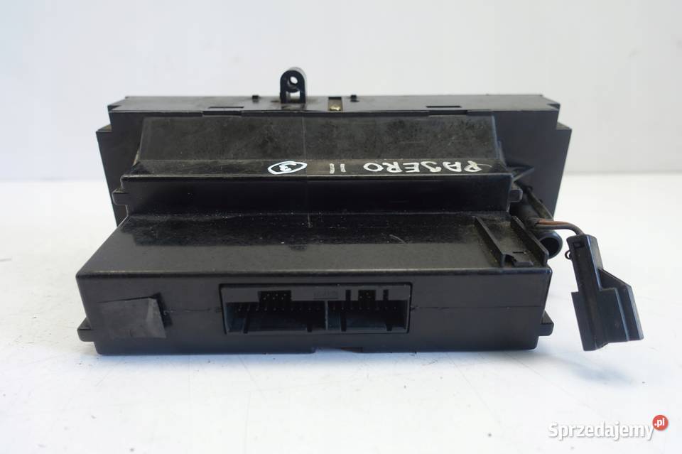 PANEL KLIMATYZACJI Mitsubishi Pajero II Rudka