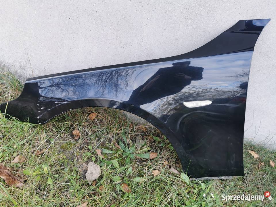 Błotnik lewy bmw e60 e61 black sapphire metallic Rok produkcji 2004 Zduńska Wola