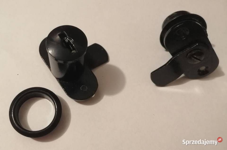 Zamek krzywkowy drzwiczek meblowych 18x20mm 2