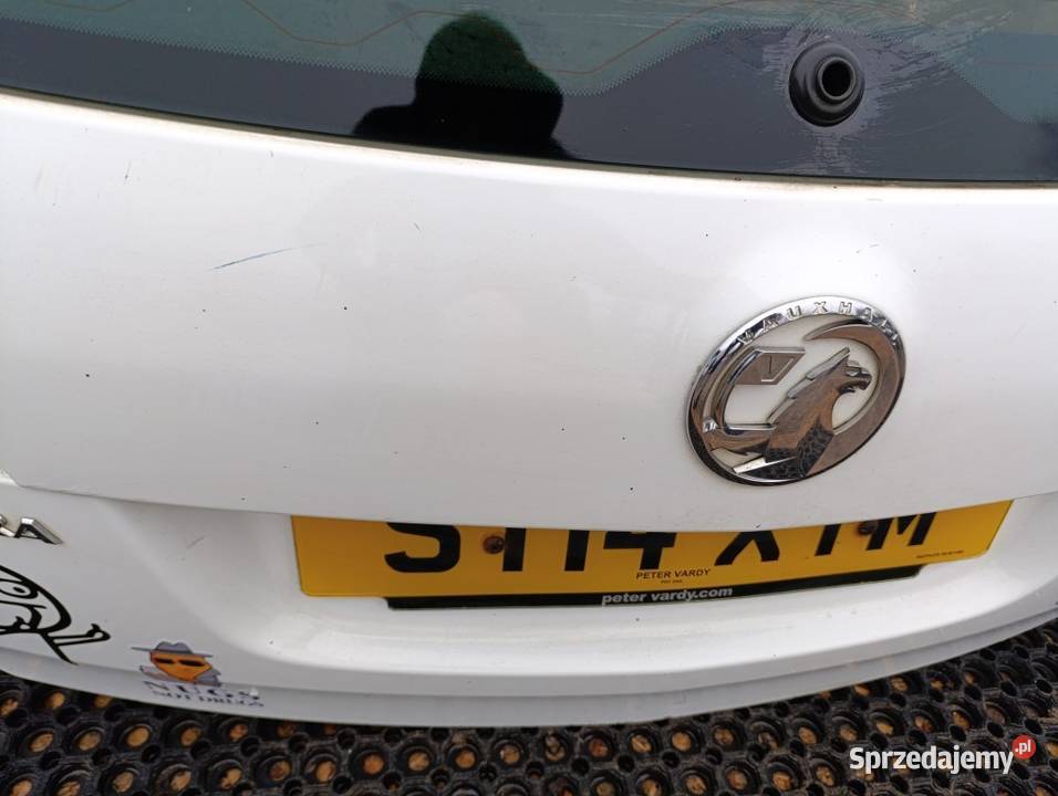 OPEL ASTRA J KOMBI 5D KLAPA TYŁ Z40R