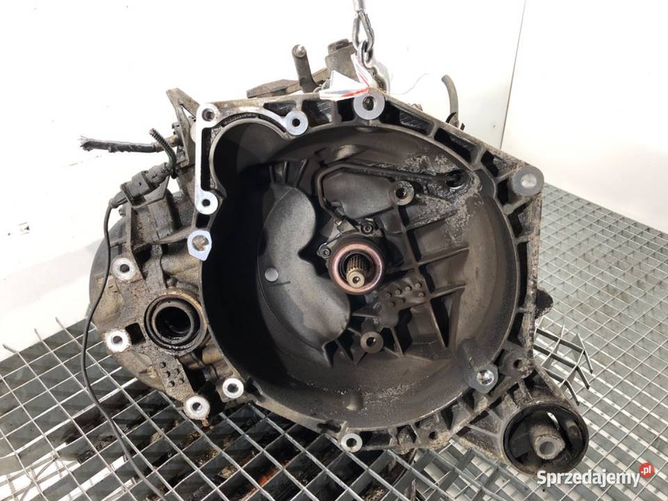 SKRZYNIA BIEGÓW OPEL ZAFIRA B 55194293 19 100 Filtry