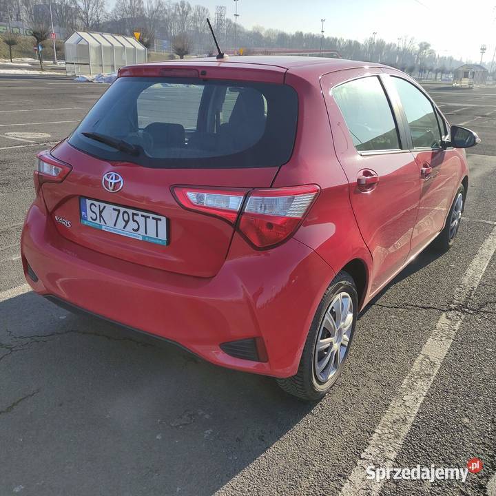 Toyota Yaris 10 Active Salon Polska garażowany benzyna Będzin