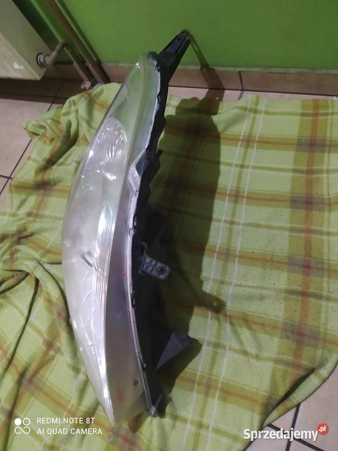 SUZUKI SWIFT 10 LAMPA PRAWĄ PRZEDNIA P9121 H7 EU wielkopolskie Międzychód