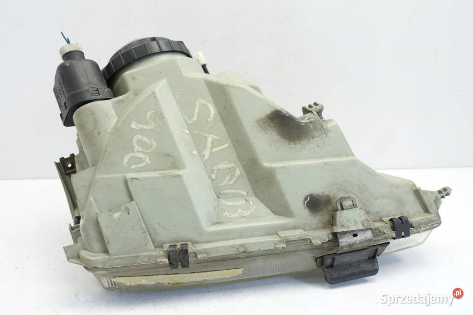 LAMPA PRZEDNIA LEWA Saab 9000 94 PRZEDNIA LAMPA osobowe Lampy przednie Chełm