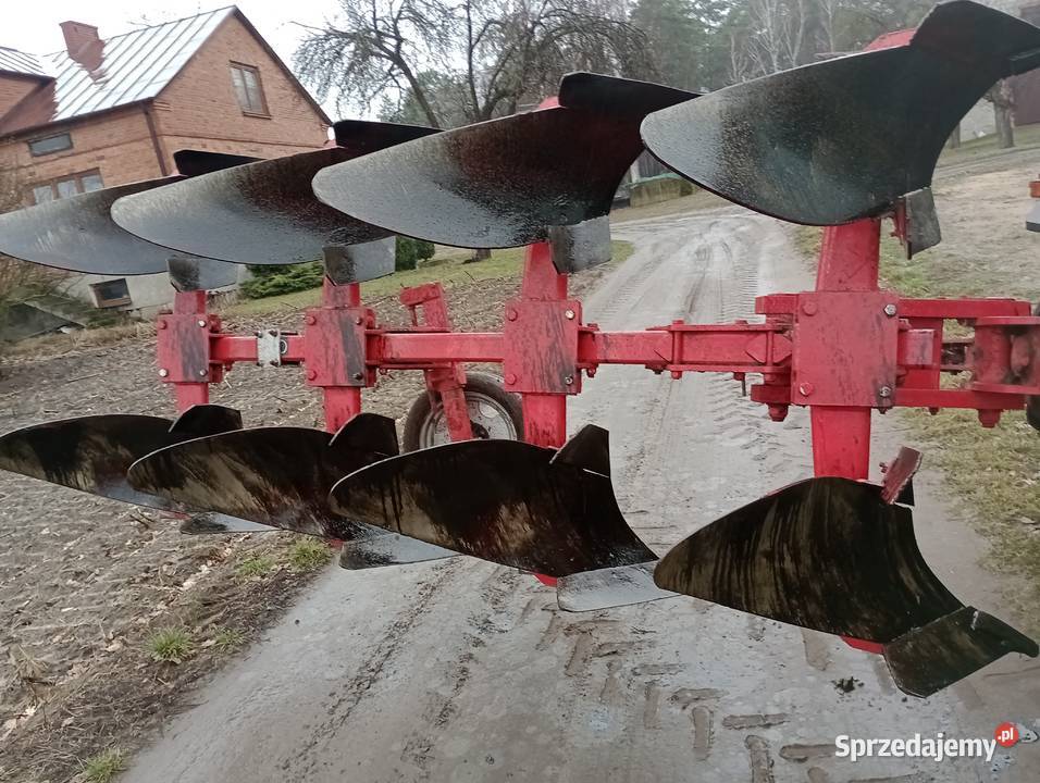 Pług obrotowy awemak Krzywda