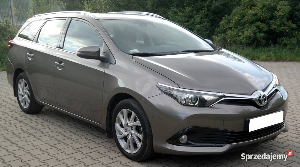 Toyota Auris 16 kombi benzyna Salon polska 1598cm3 Grójec sprzedam