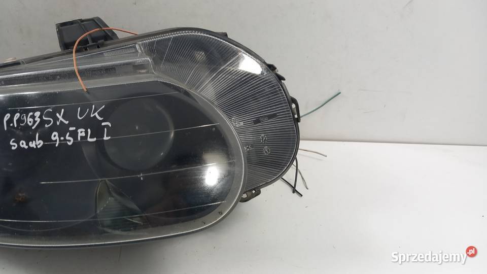 SAAB 95 I LIFT LAMPA PRZÓD PRAWA SOCZEWKA XENON Lampy przednie Zbierkowo