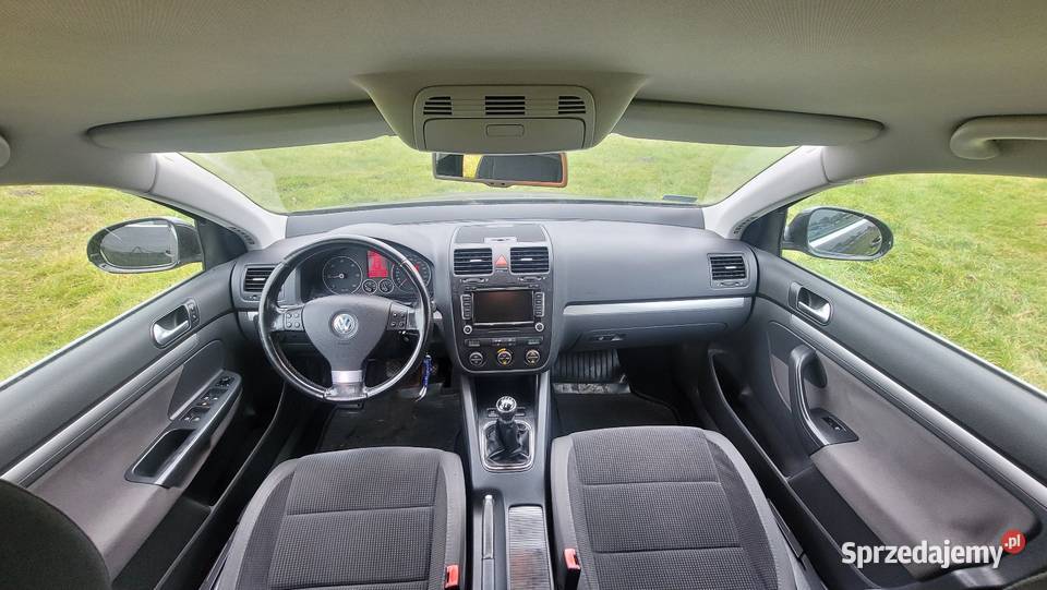 Samochód Volkswagen golf 5 2008 relingi dachowe Tychy