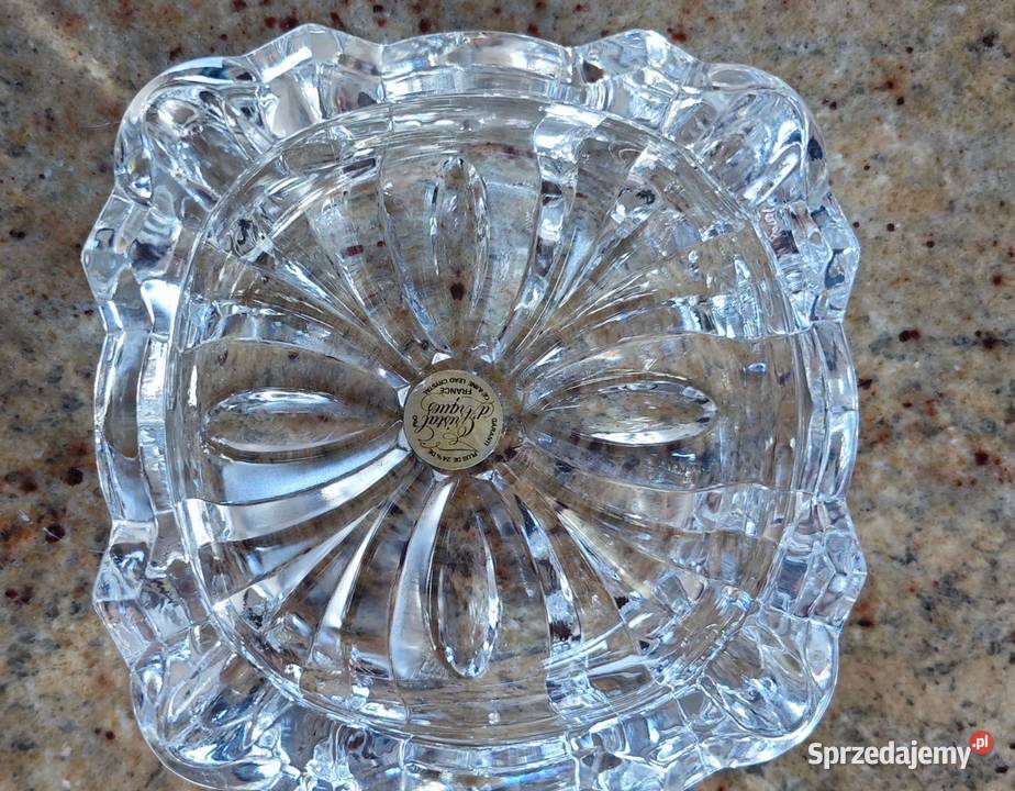 Kryształowa piękna francuska popielniczka w