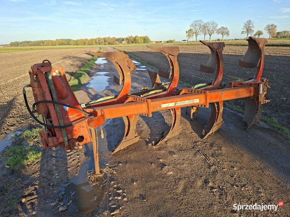 Plug kverneland 4 skibowy obrotowy resor Kverneland wielkopolskie Borek Wielkopolski