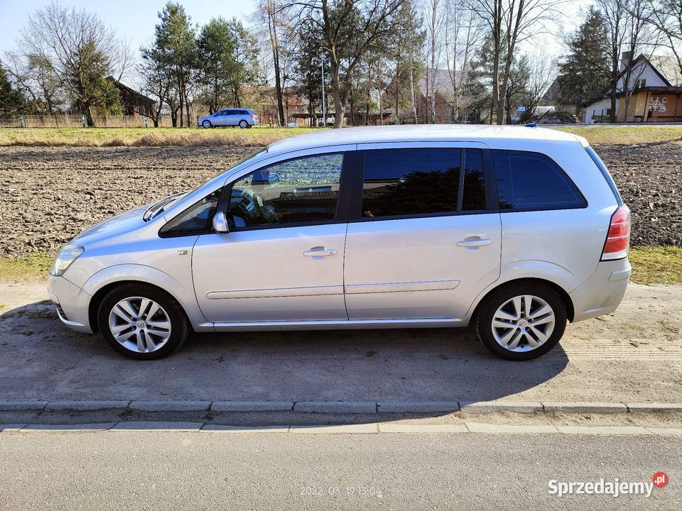 Opel Zafira b 19 CDTI 120 automat bogata wersja diesel Wolsztyn