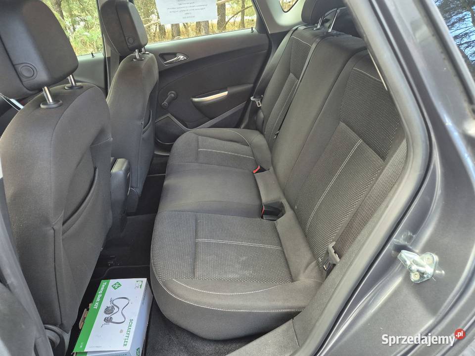 Opel Astra 16T 180 148 przebiegu Bez wkładu Nowy nieuszkodzony Motoryzacja Skierniewice