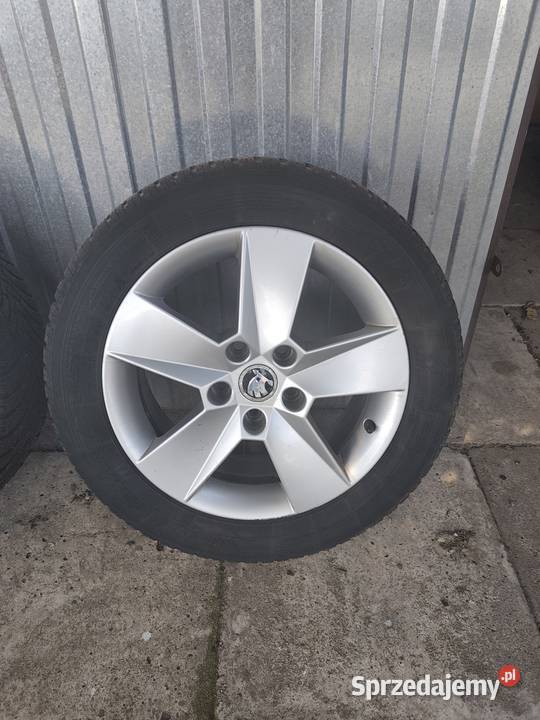 Alufelgi z oponami zimowymi Octavia3 Motoryzacja sprzedam