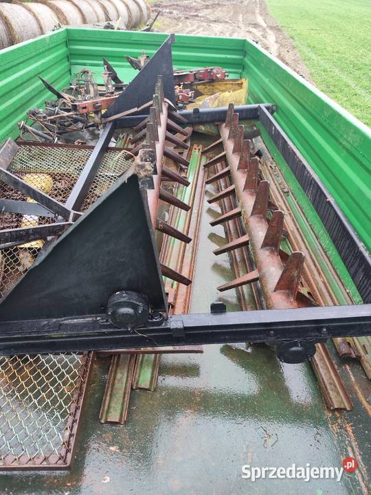 Rozrzutnik obornika Dwuosiowy czarna białostocka Rozrzutniki obornika mazowieckie Stara Kornica