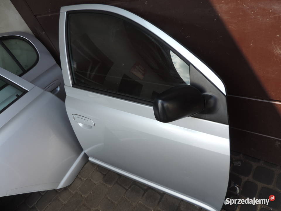 DRZWI PRAWY PRZÓD TOYOTA YARIS I HB FL 1E7 Drzwi Nowy Sącz sprzedam