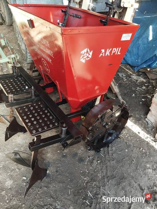 Sadzarka do ziemniaków Akpil sprzedam