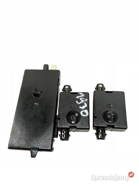WZMACNIACZ ANTENY KOMPLET 923117806 10859410 Bmw
