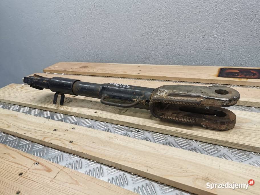 Wieszak podnośnika Valtra 8950 Pozostałe wielkopolskie sprzedam